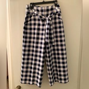 NY&C Wide legged cropped pants
